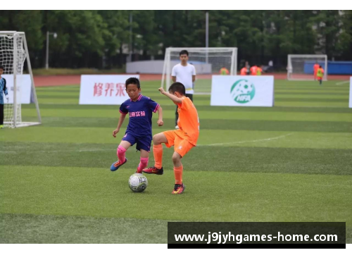熊飞：从青涩新秀到球场璀璨之星